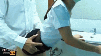 หนังโป๊มาคับ.com โม๊คควย แหกหี เย็ดในห้องน้ำ เย็ดหี เย็ดหน้ากระจก